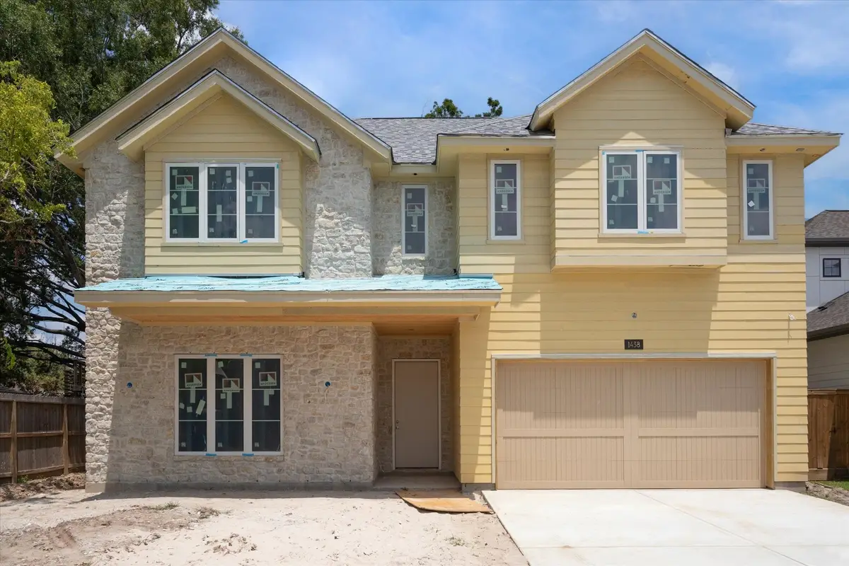 1438 Wakefield Drive, Houston, TX 77018 - Image #1