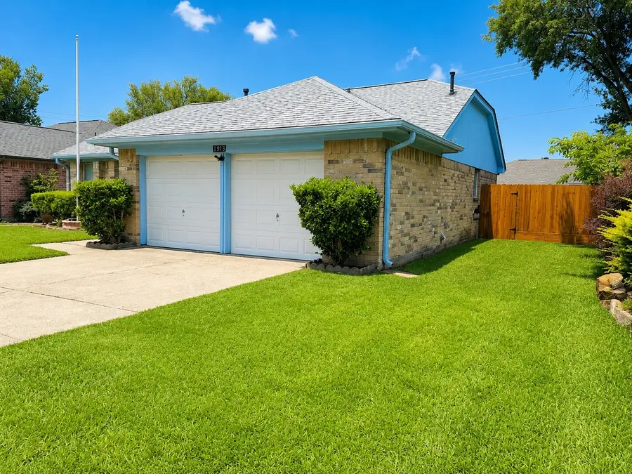10916 Mulberry Court, La Porte, TX 77571 - #2