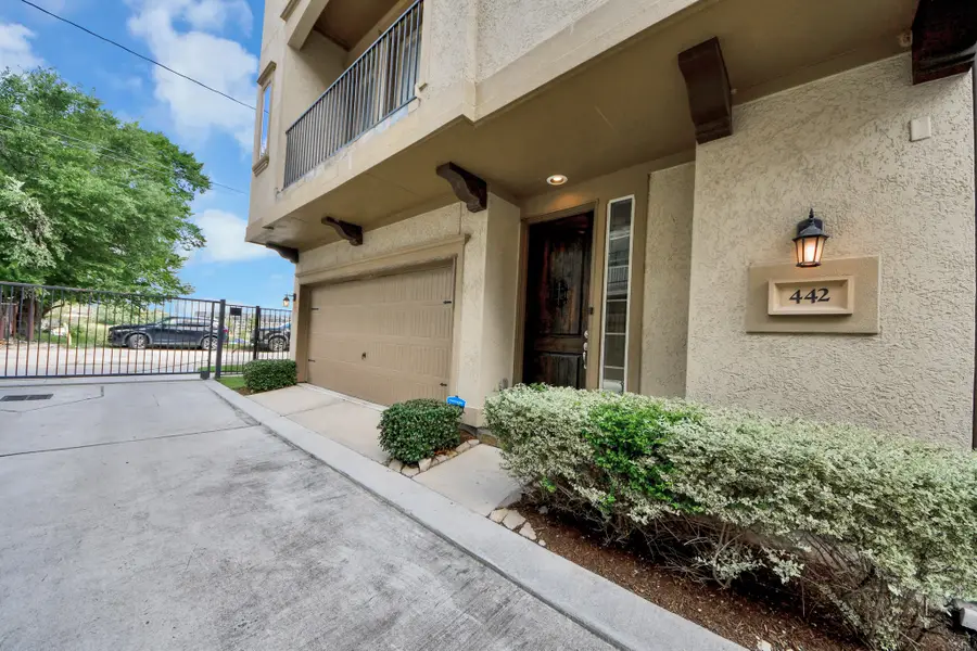 442 N Live Oak Street, Houston, TX 77003 - #2