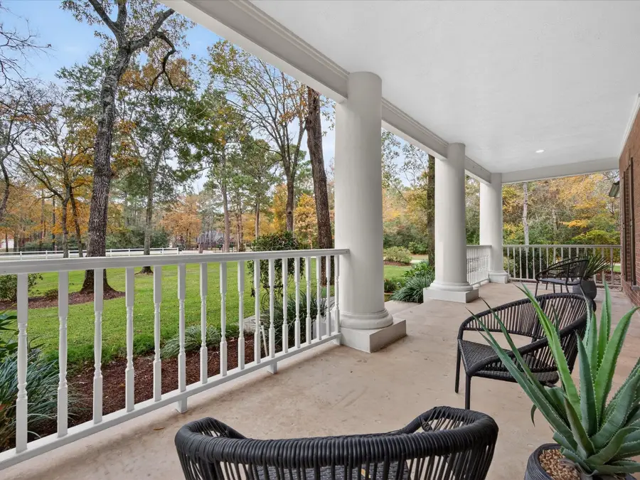 32906 Crestlake Boulevard, Magnolia, TX 77354 - Image #2