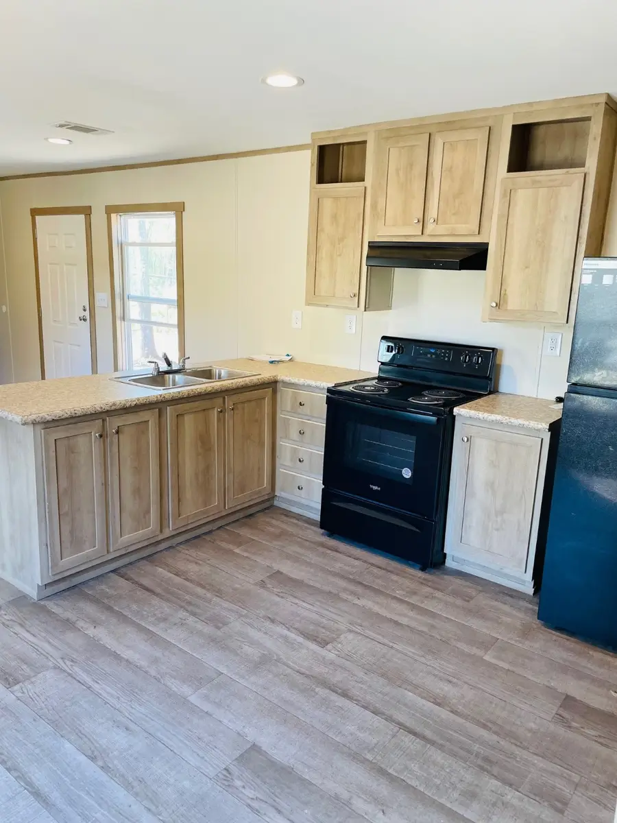 30 Hellon Lane, Shepherd, TX 77371 - Image #3