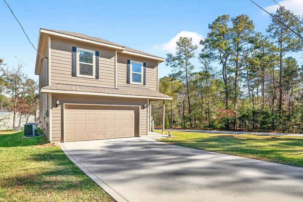 15678 Holly Drive, Montgomery, TX 77356 - #1