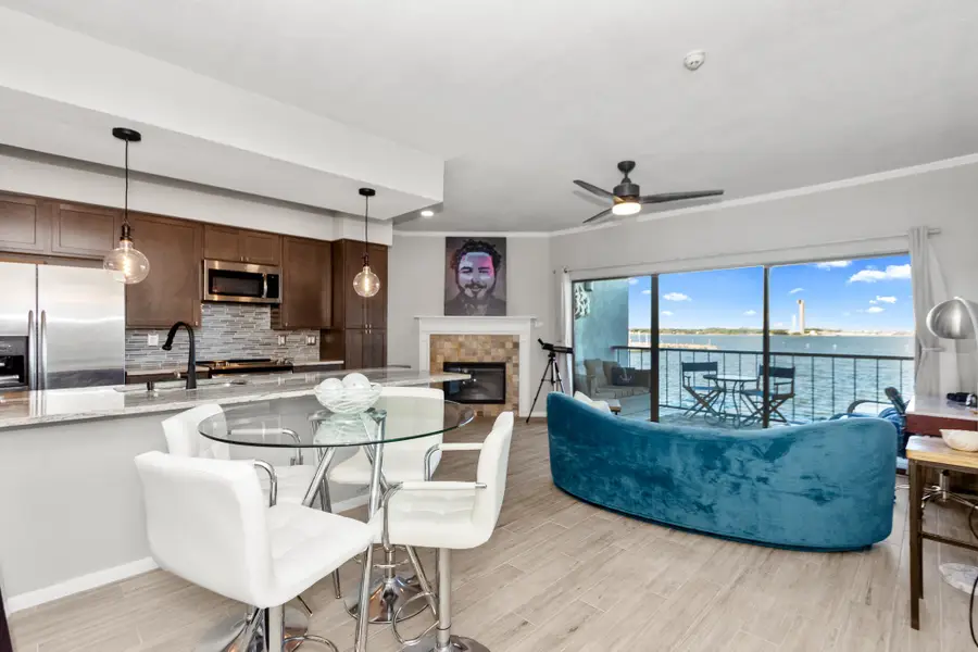 351 Lakeside Lane #204, Houston, TX 77058 - Image #2