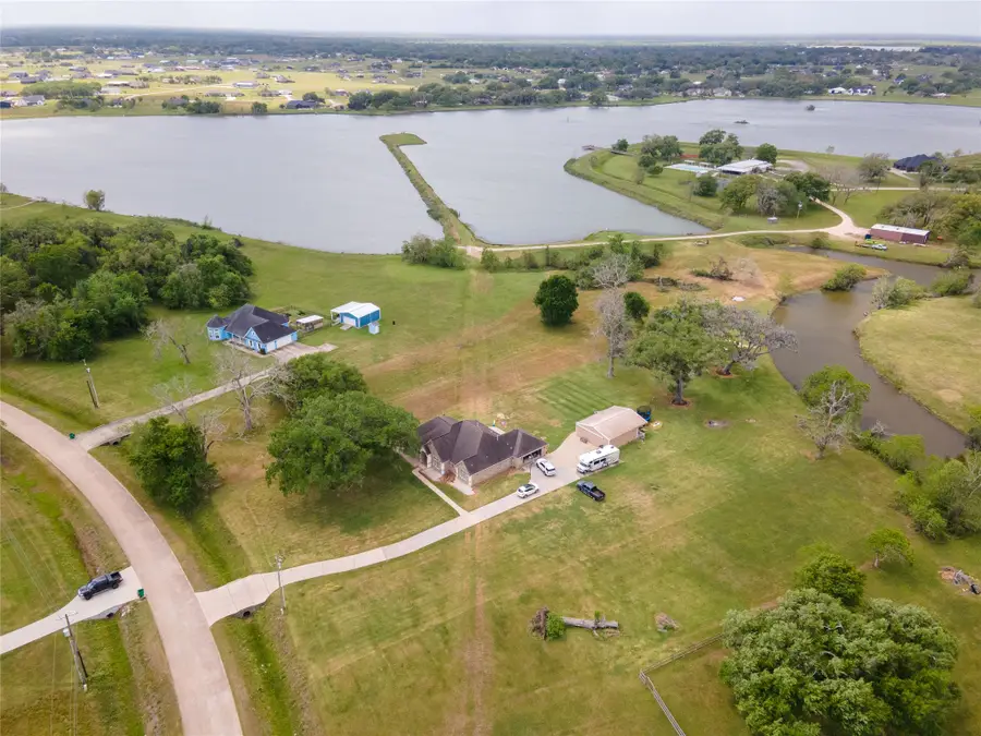 608 Wagon Wheel Trail, Angleton, TX 77515 - #3