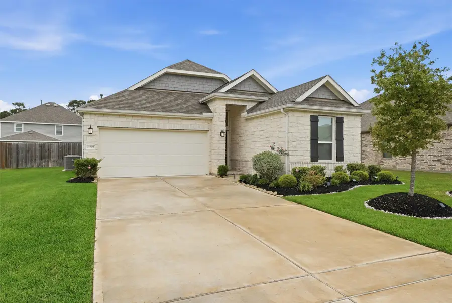 8739 Ute Creek Lane, Magnolia, TX 77354 - #2