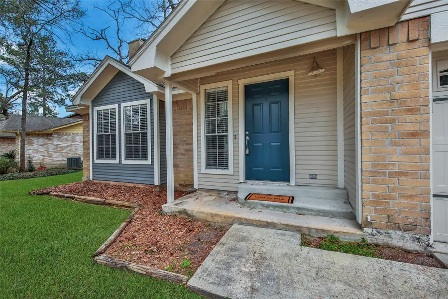 32 E Lance Leaf Road, The Woodlands, TX 77381 - #2