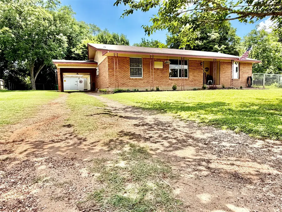 412 Selkirk Street, Grapeland, TX 75844 - #2