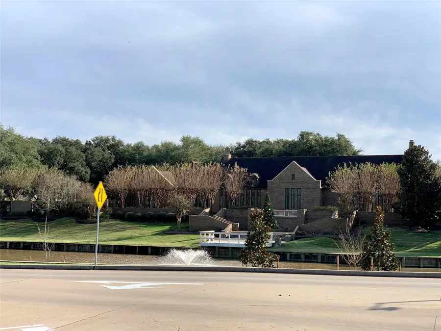 4511 Lake Village Drive, Fulshear, TX 77441 - #2