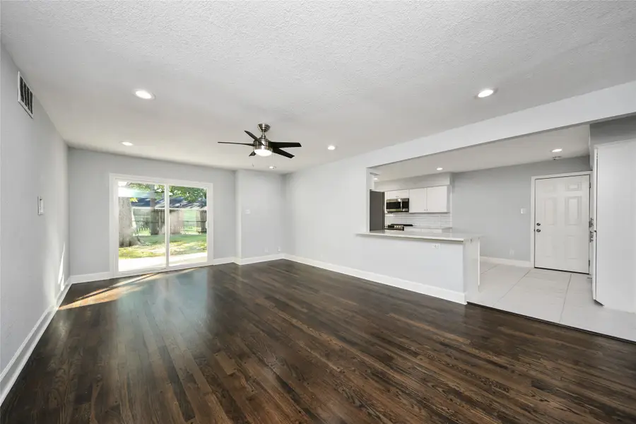 5605 Flack Drive, Houston, TX 77081 - Image #2