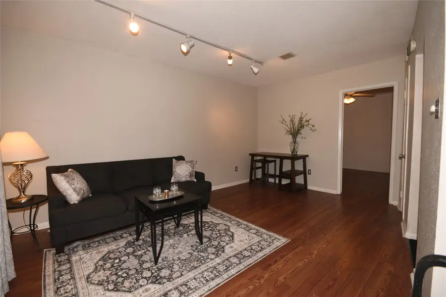 3401 Timmons Lane #12, Houston, TX 77027 - Image #3