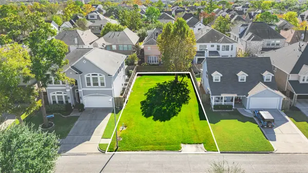 4313 Vivian Street, Bellaire, TX 77401