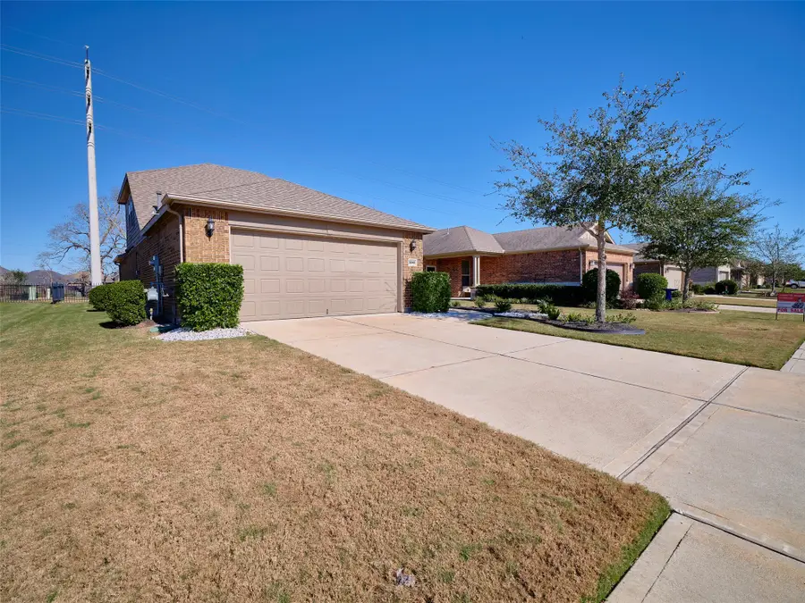 3242 Golden Eagle Way, Richmond, TX 77469 - Image #3
