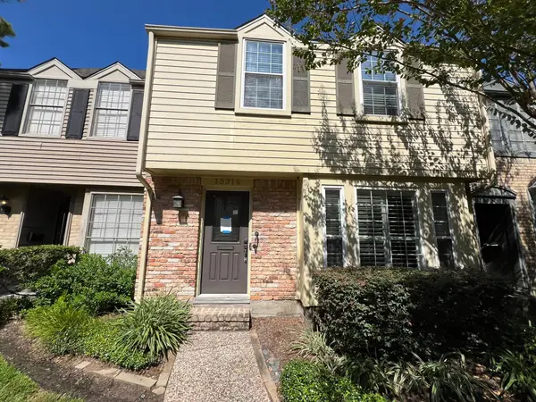 13316 Trail Hollow Drive #3316, Houston, TX 77079