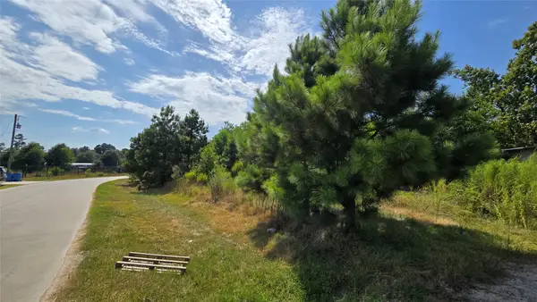 1589 County Road 3545, Cleveland, TX 77327