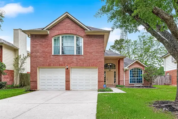 4210 W Meadows Drive, Sugar Land, TX 77479