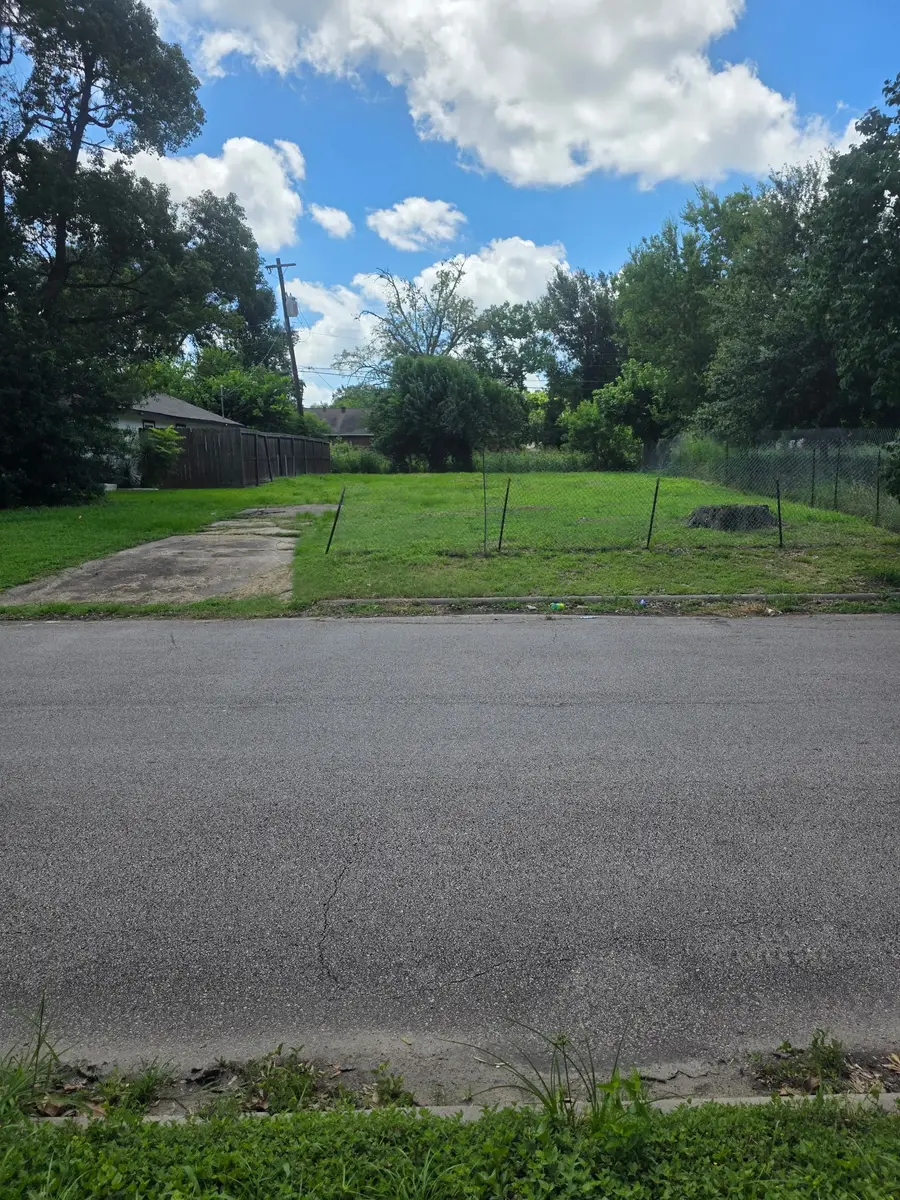 6615 Sherwood Drive, Houston, TX 77021 - #2