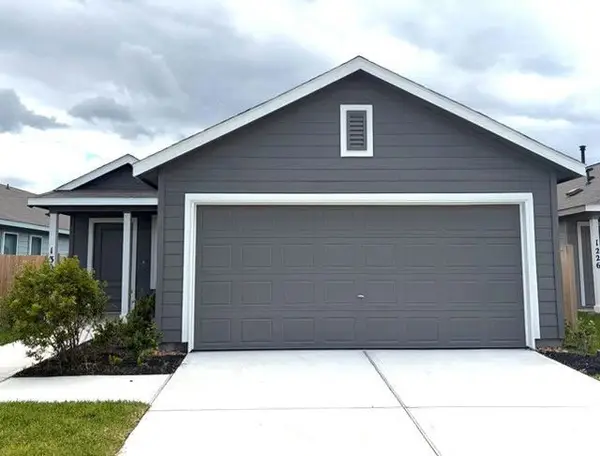 1302 Charlotte Way, Wharton, TX 77488