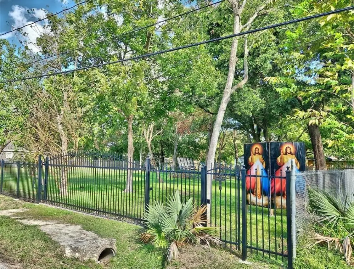 4108 Falls Street, Houston, TX 77026 - #1