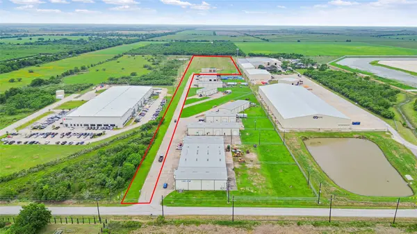 2245 Randon Dyer Road, Rosenberg, TX 77471