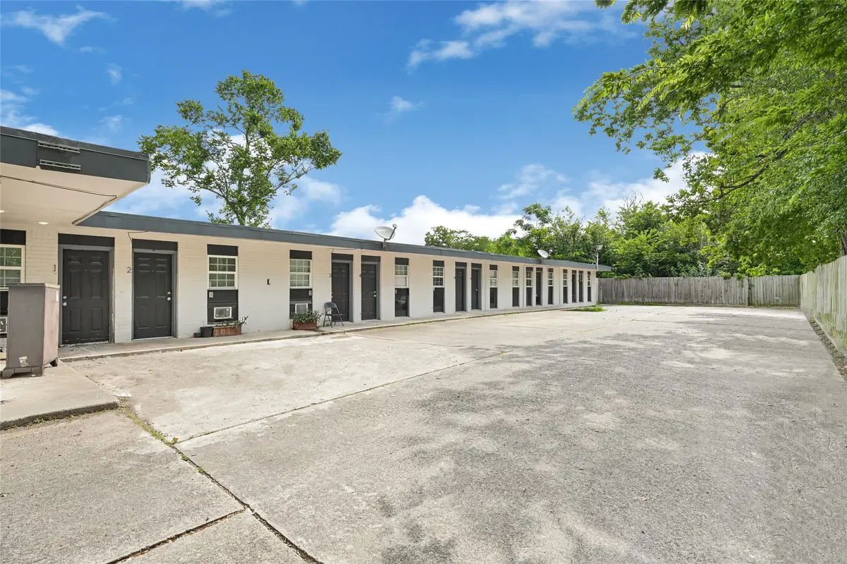 3714 Dabney Street #10, Houston, TX 77026 - Image #1