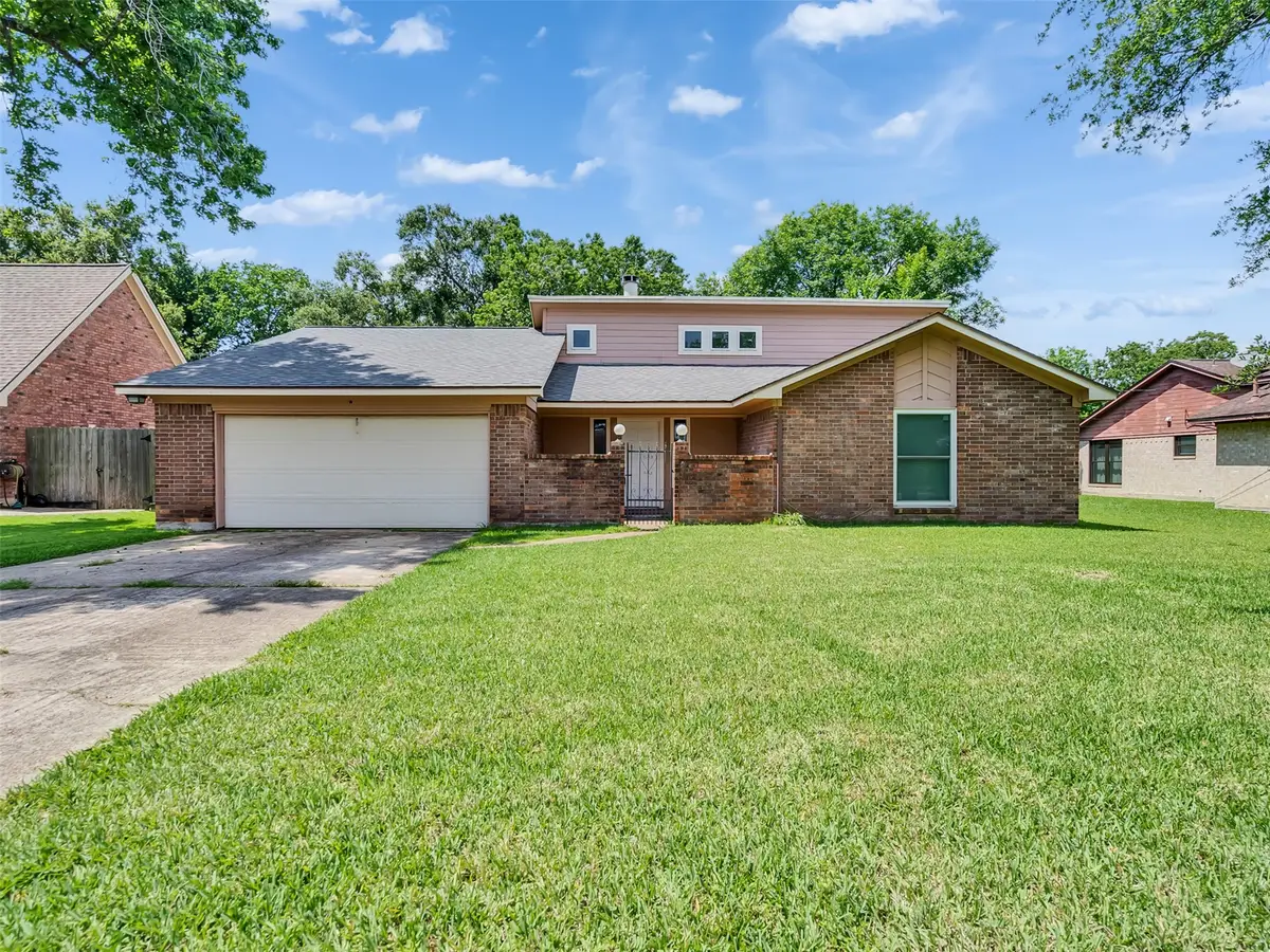 508 Pin Oak Drive, Baytown, TX 77520 - #1
