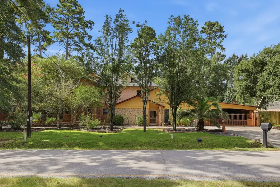 511 Chateau Woods Parkway Drive, Conroe, TX 77385 - #2