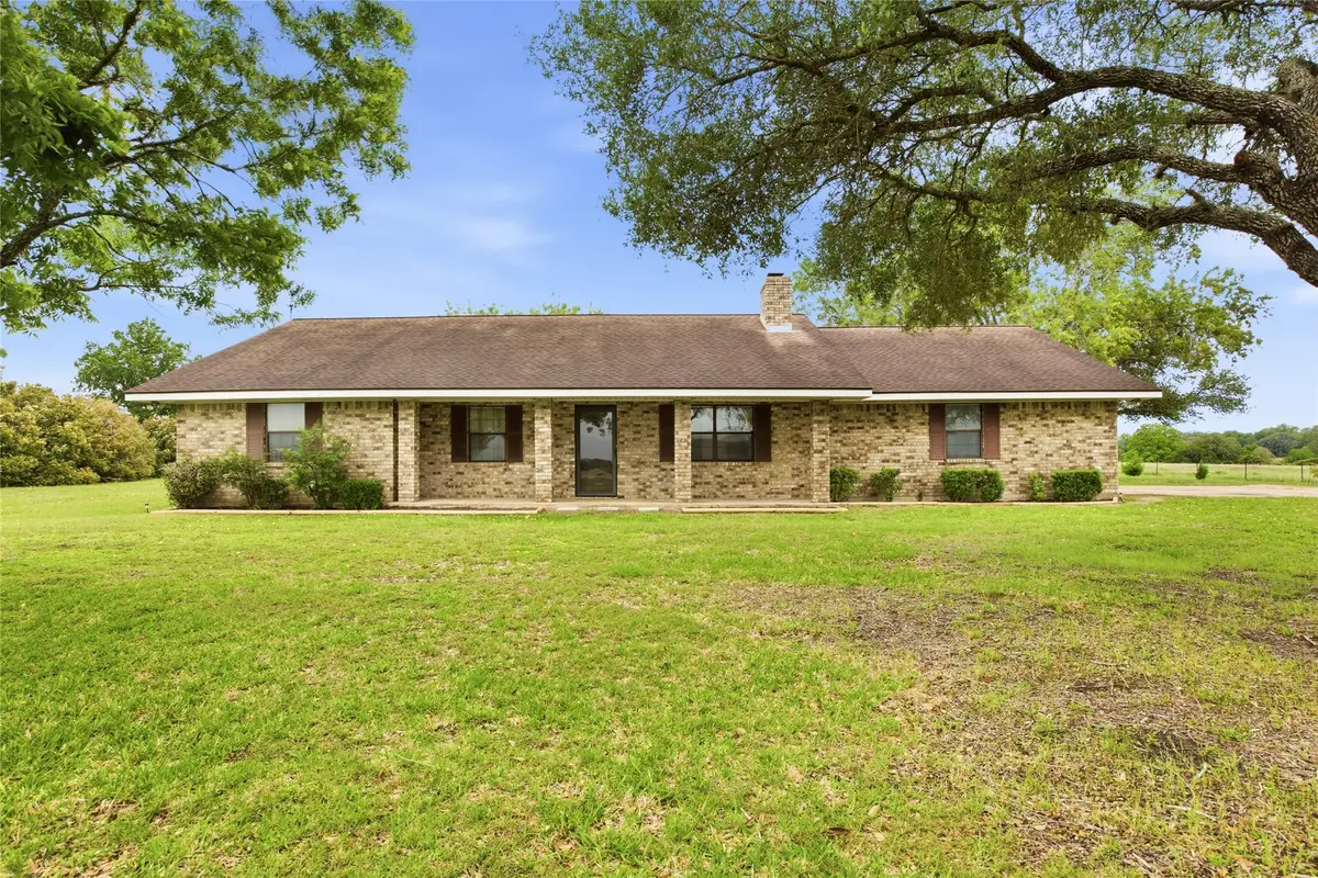 1150 Cr 209, Weimar, TX 78962 - #1