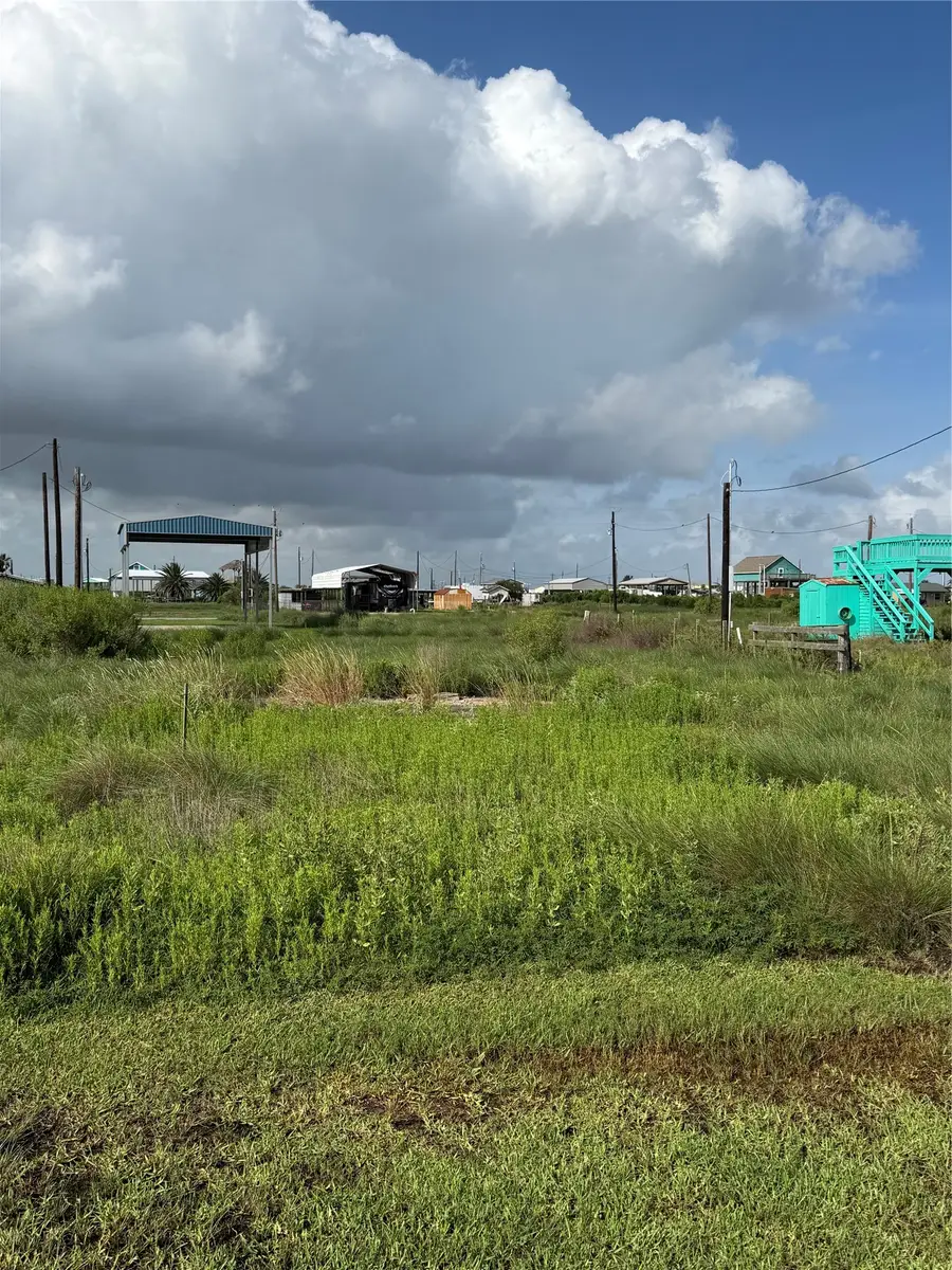 331 Blue Water, Sargent, TX 77414 - #2