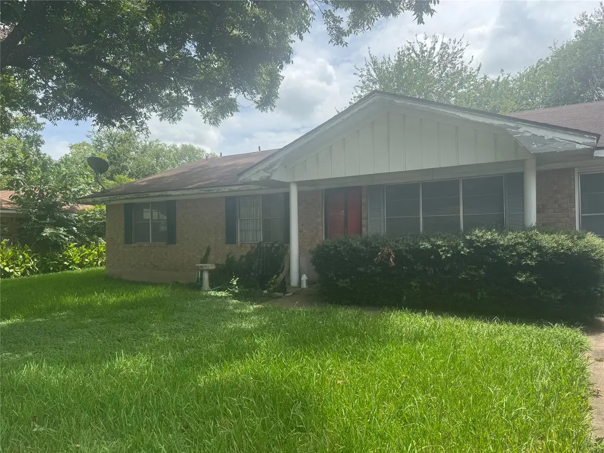 1209 W Jefferson Street, Brenham, TX 77833 - #1