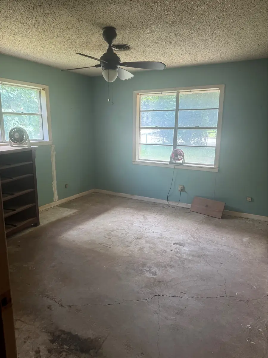 1209 W Jefferson Street, Brenham, TX 77833 - #3
