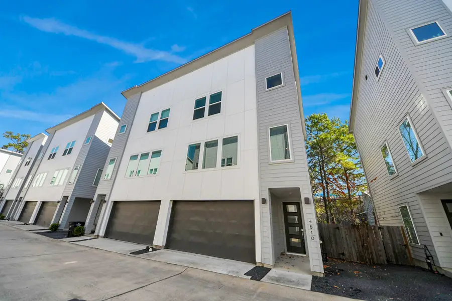 4810 Martin Oaks Lane, Houston, TX 77018 - Image #2