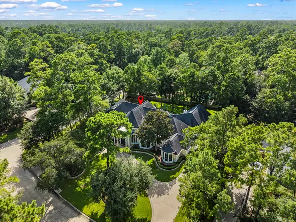 3 N Benton Woods Circle, The Woodlands, TX 77382