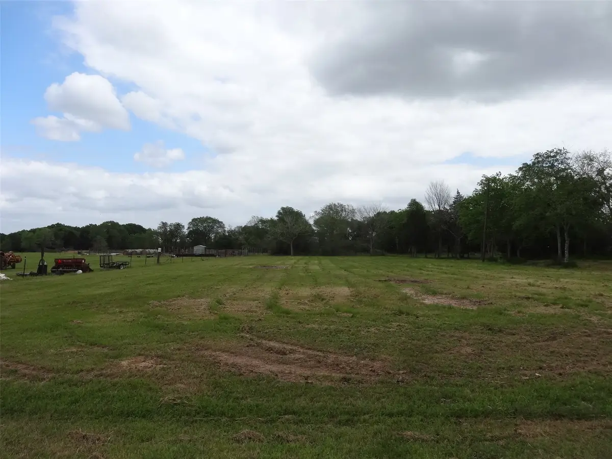 148 4th Street, Hempstead, TX 77445 - #1