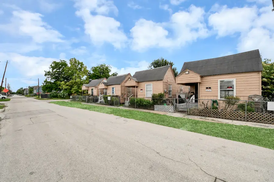 3317 Sampson Street, Houston, TX 77004 - #2