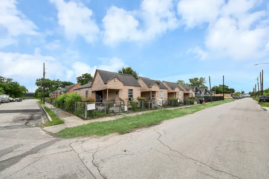3317 Sampson Street, Houston, TX 77004 - #3