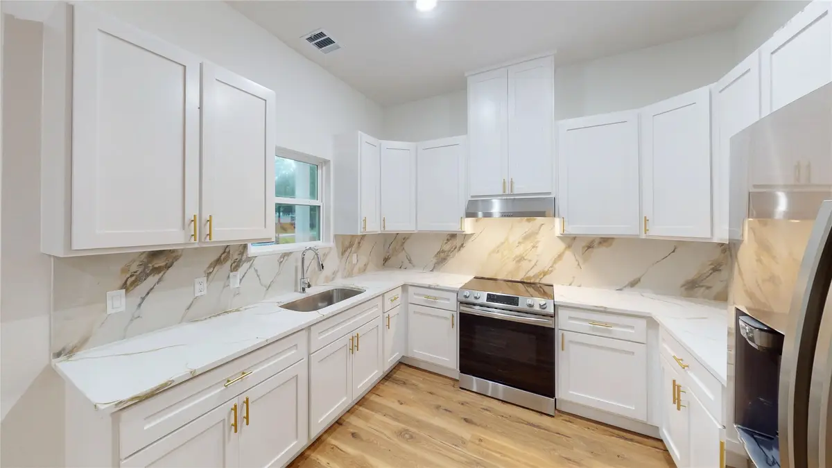 21665 County Road 3749d, Cleveland, TX 77327 - #1