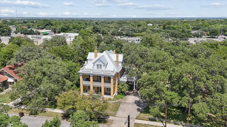 504 S Main Street, Lockhart, TX 78644 - #3