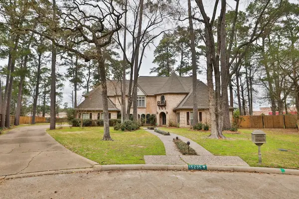 15235 Rainhollow Drive, Houston, TX 77070