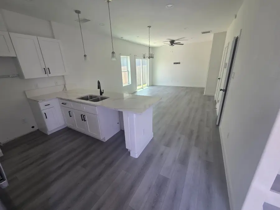 4009 King Street, Houston, TX 77026 - #2