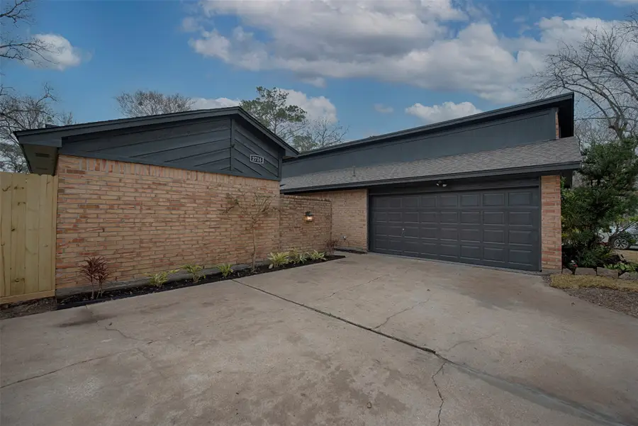 2716 Pineneedle Lane, Pearland, TX 77581 - #2