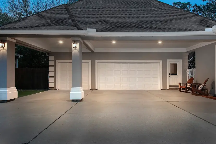 2 Graceful Elm Court, The Woodlands, TX 77381 - Image #2
