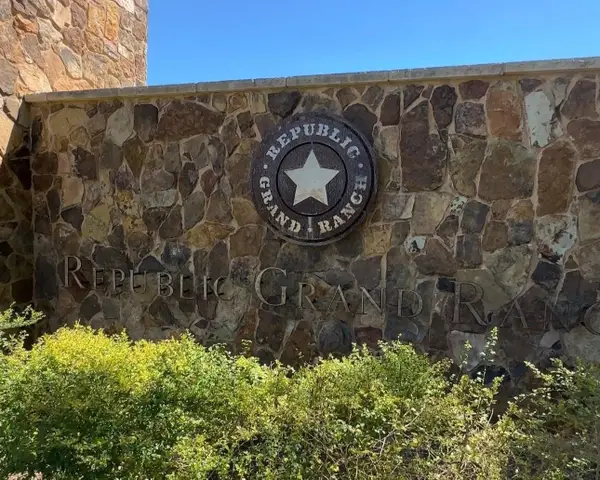 16307 Ridge Oak Road, Willis, TX 77378