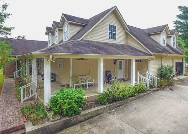 139 Berts Farm Road, Livingston, TX 77351
