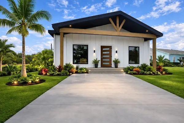 510 Jenni Lane, Dickinson, TX 77539