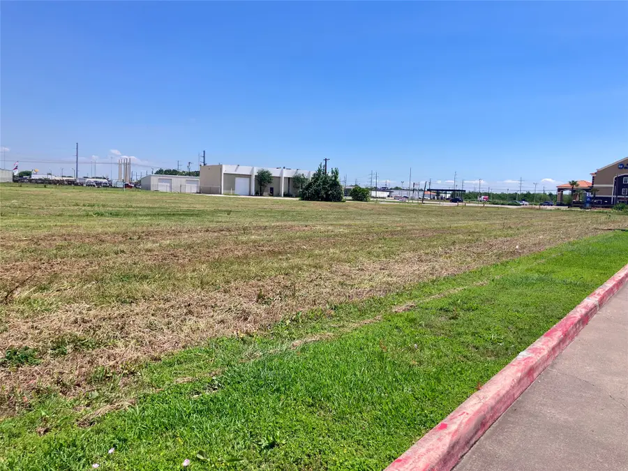 301 Sh 146, Texas City, TX 77591 - #2