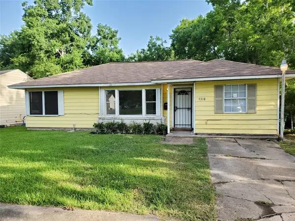 5318 Doulton Drive, Houston, TX 77033