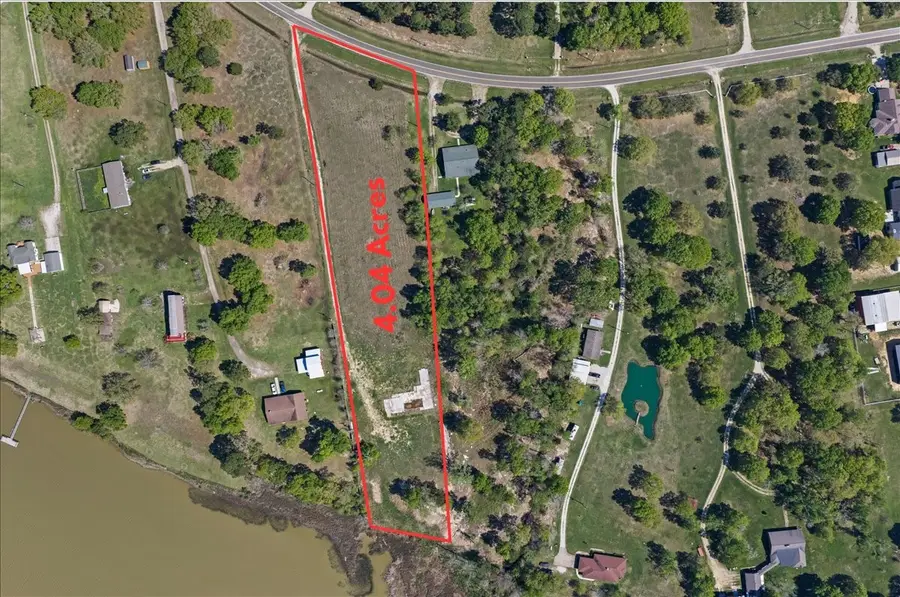 3514 S Main Street, Anahuac, TX 77514 - #2