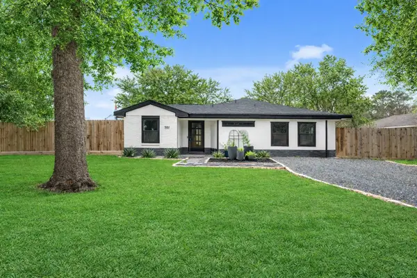 701 W 39th Street, Houston, TX 77018