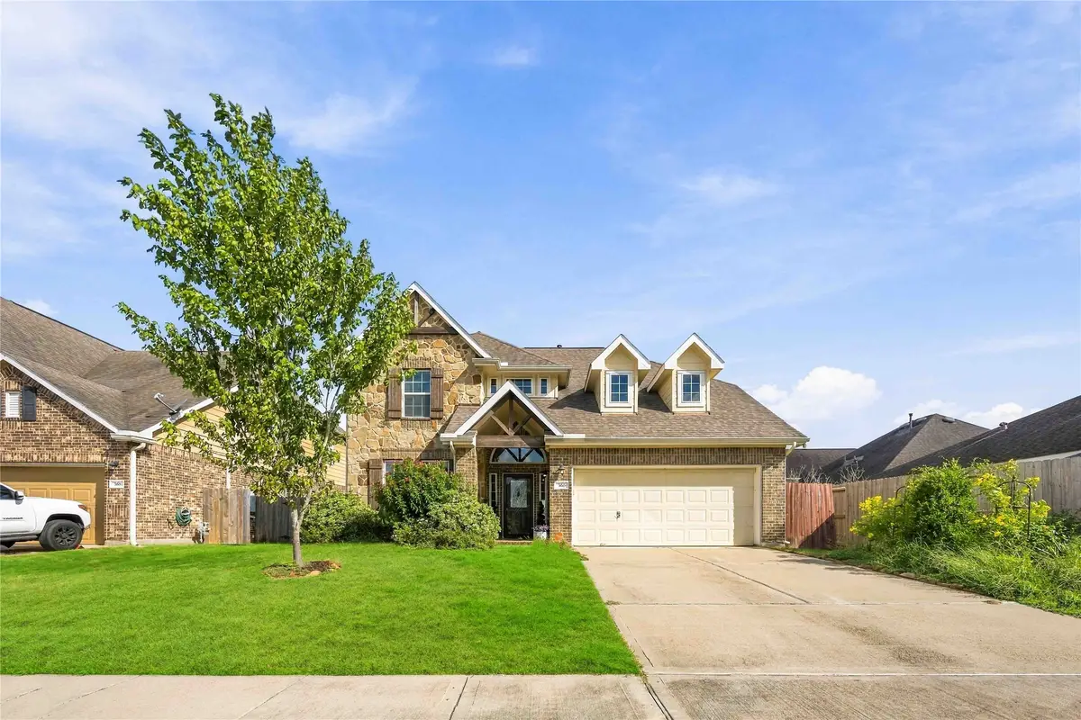 366 Lake Line Drive, Alvin, TX 77511 - #1