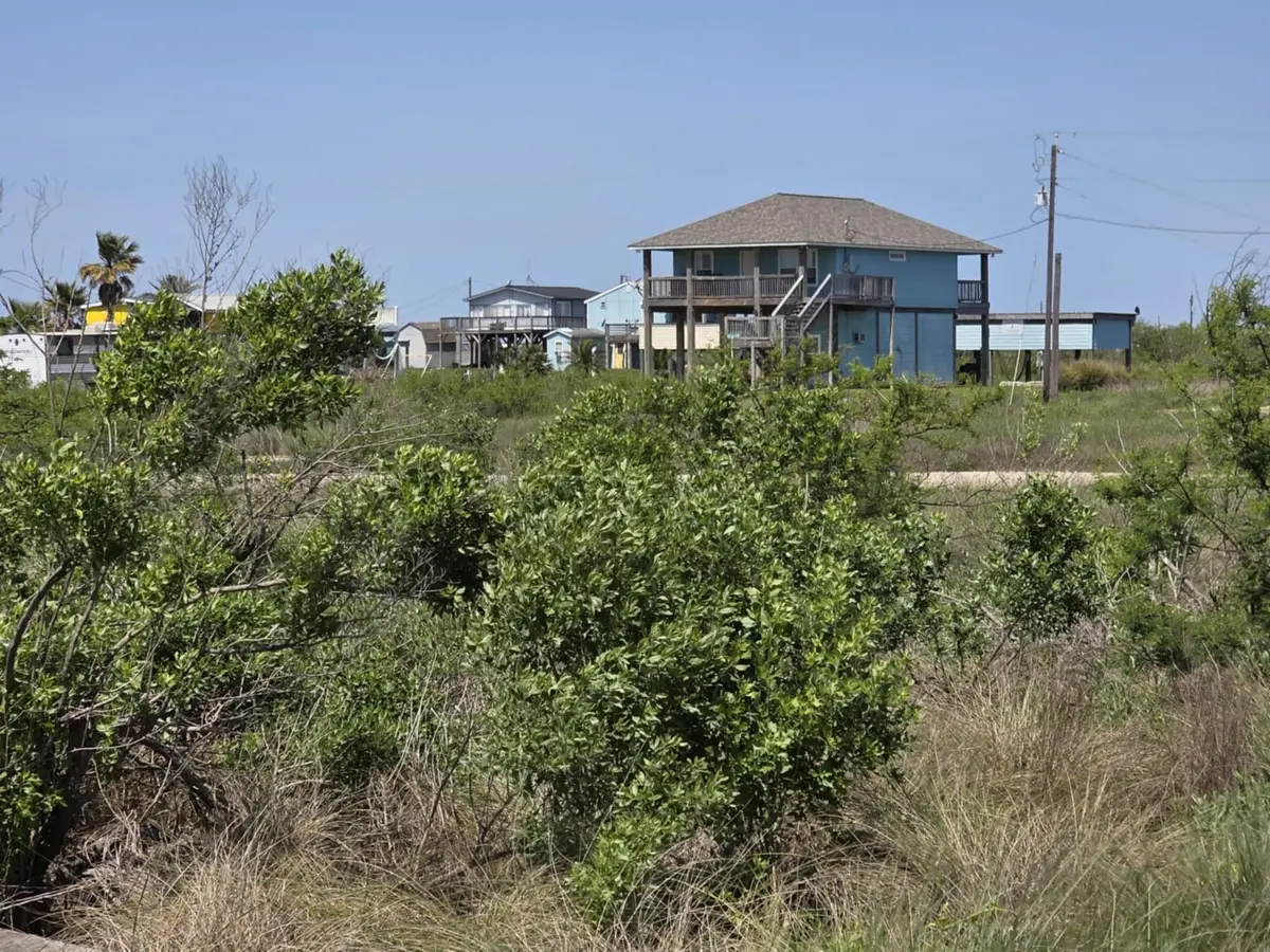 6162 Pompano Street, Sargent, TX 77414 - #1